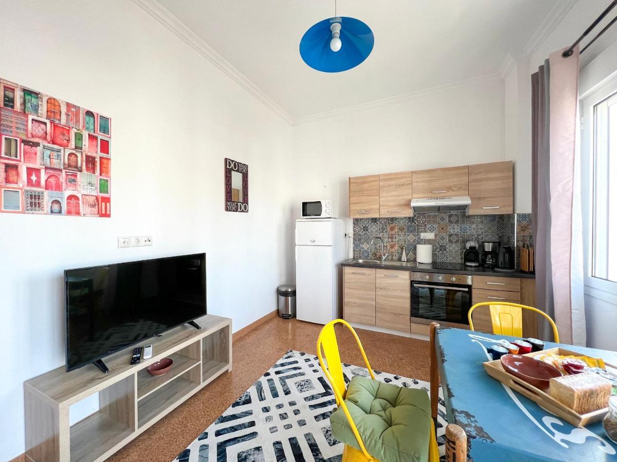 Soho Artsy 55Sqm Apt With Acropolis View Apartment Athena Bagian luar foto